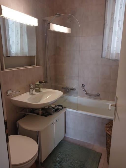 Charmante Jugendstilwohnung Mit Tiefengaragenplatz St. Gallen