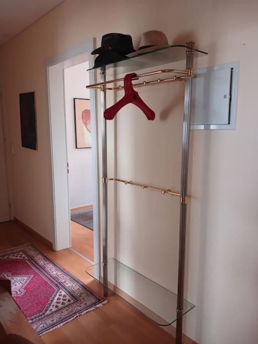 Charmante Jugendstilwohnung Mit Tiefengaragenplatz *